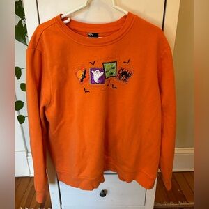 Holiday Editions women’s XL Halloween sweatshirt, orange with festive appliques